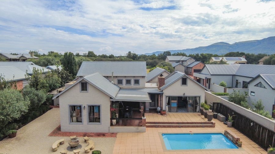 To Let 3 Bedroom Property for Rent in The Coves North West